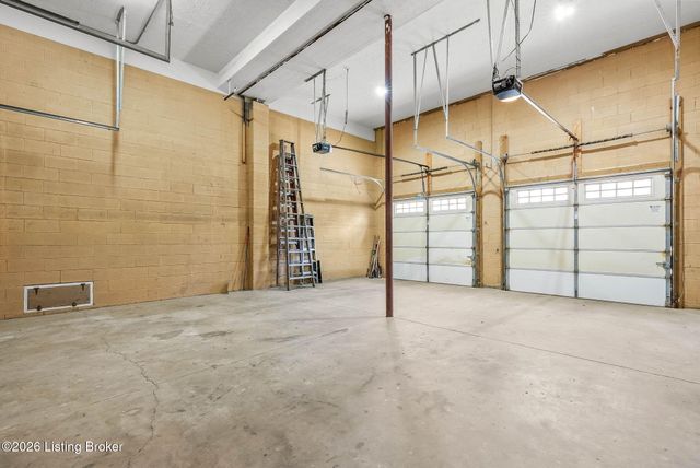 1726 Riverside Dr, Prospect, KY 40059