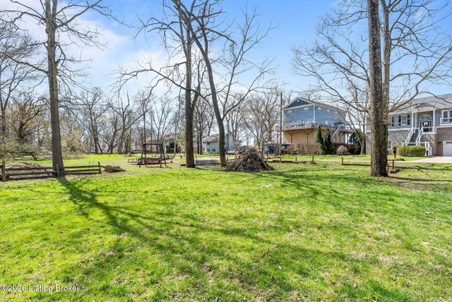 1726 Riverside Dr, Prospect, KY 40059