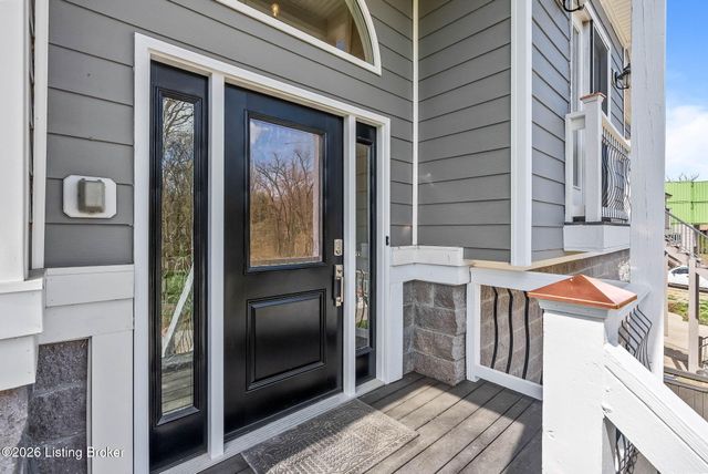 1726 Riverside Dr, Prospect, KY 40059