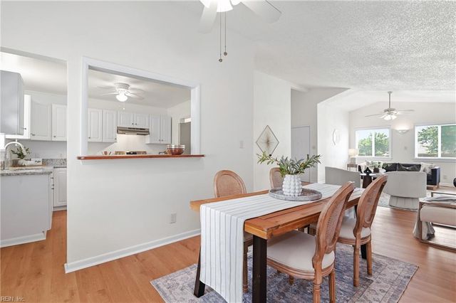 3504 Olympia LN, Virginia Beach, VA 23452