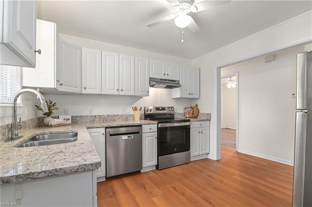 3504 Olympia LN, Virginia Beach, VA 23452