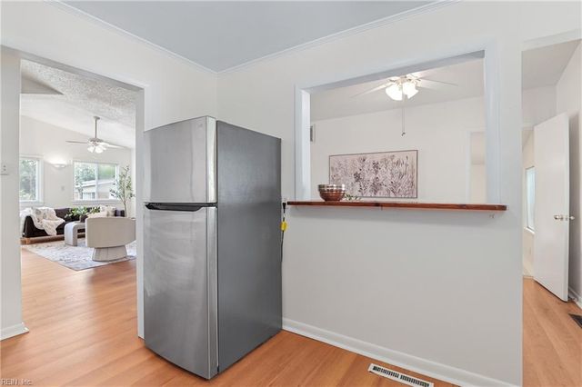 3504 Olympia LN, Virginia Beach, VA 23452