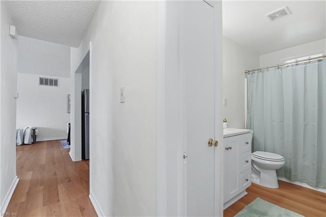 3504 Olympia LN, Virginia Beach, VA 23452