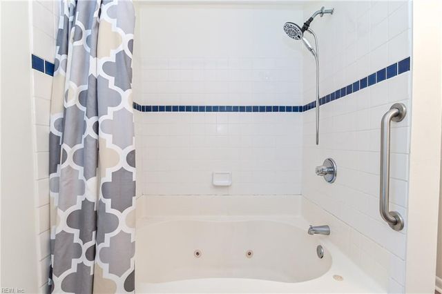 3504 Olympia LN, Virginia Beach, VA 23452