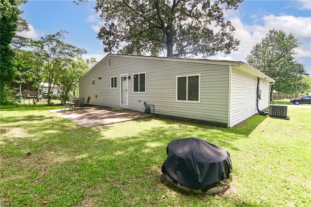 3504 Olympia LN, Virginia Beach, VA 23452