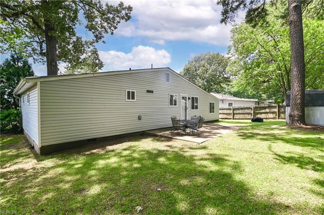 3504 Olympia LN, Virginia Beach, VA 23452