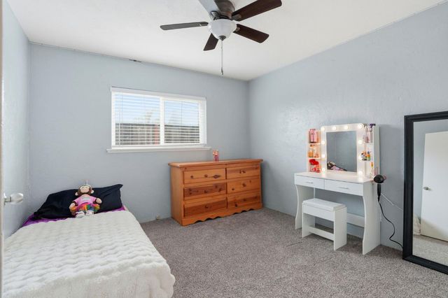 3917 Santa Fe St, Riverbank, CA 95367