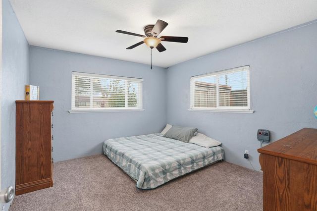 3917 Santa Fe St, Riverbank, CA 95367