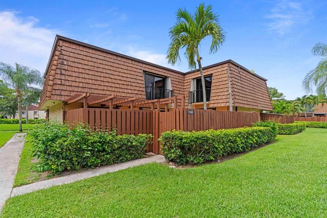 1405 14th Lane, Greenacres, FL 33463