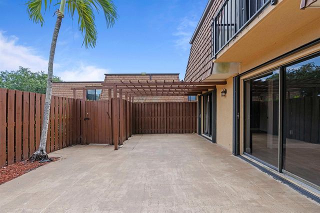 1405 14th Lane, Greenacres, FL 33463