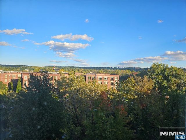 2408 Windsor Park Court, Englewood, NJ 07631