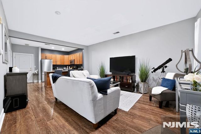 2408 Windsor Park Court, Englewood, NJ 07631