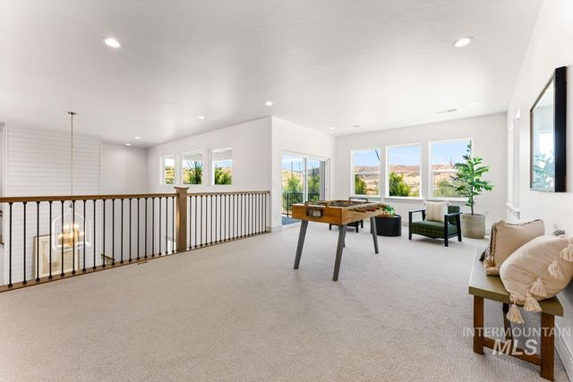 7061 W Waxwing Dr, Boise, ID 83714