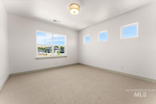 7061 W Waxwing Dr, Boise, ID 83714