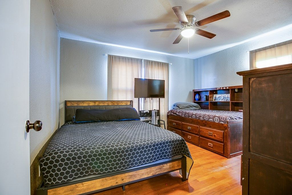 Image 11 of property listing at 313 Windham St, San Angelo, TX 76903