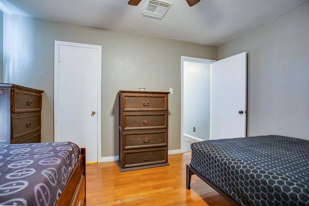 Image 12 of property listing at 313 Windham St, San Angelo, TX 76903