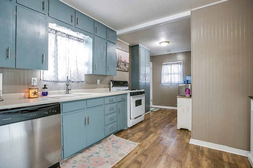 Image 7 of property listing at 313 Windham St, San Angelo, TX 76903