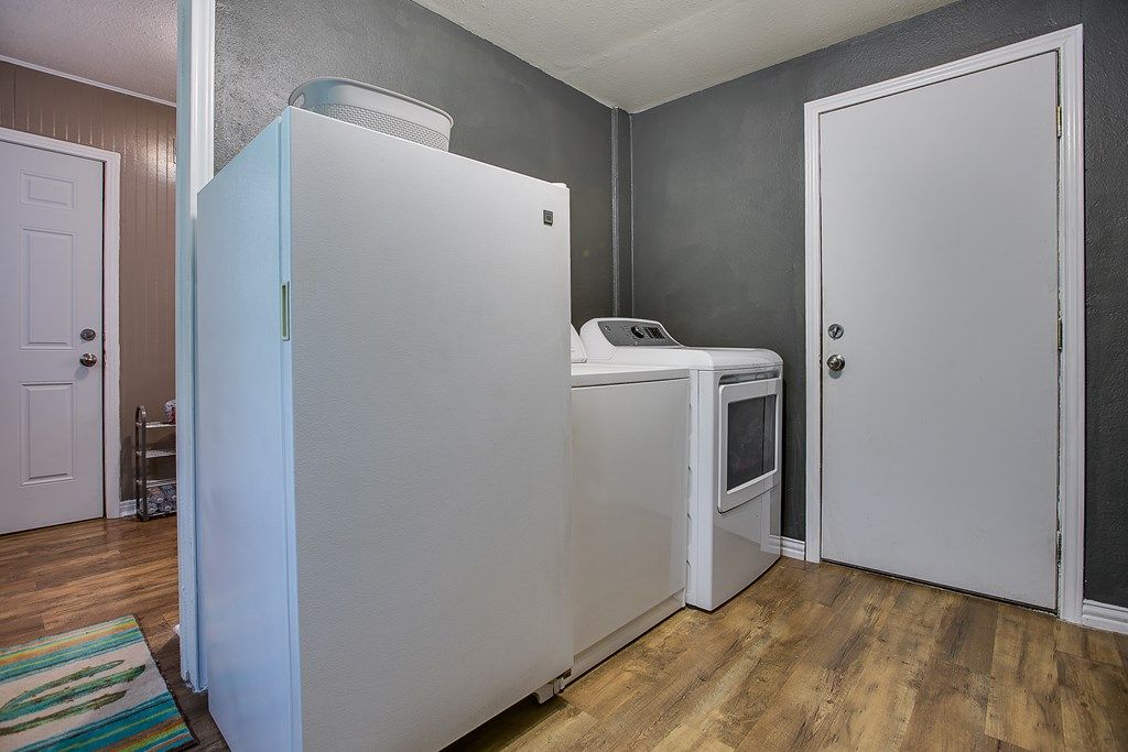 Image 8 of property listing at 313 Windham St, San Angelo, TX 76903