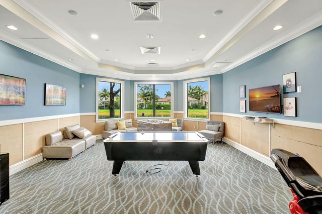 16919 Crown Bridge Drive, Delray Beach, FL 33446