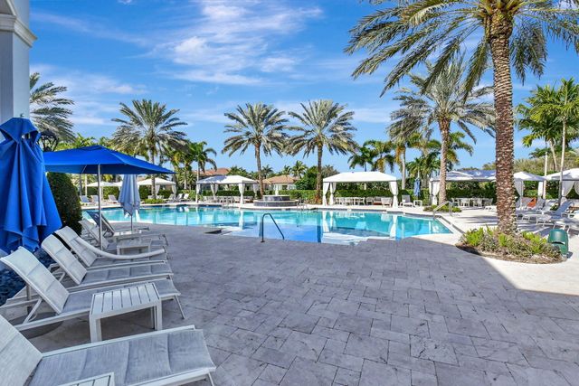 16919 Crown Bridge Drive, Delray Beach, FL 33446