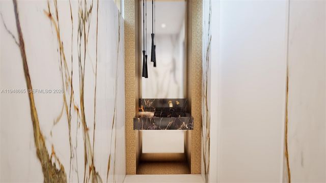 290 S Coconut Ln, Miami Beach, FL 33139