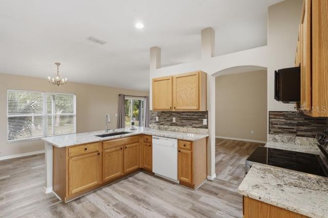 18 BURTON PLACE, Palm Coast, FL 32137