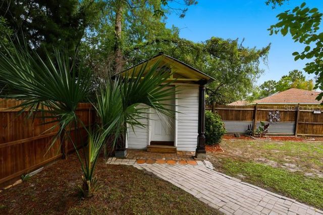 18 BURTON PLACE, Palm Coast, FL 32137