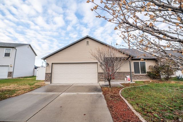 151 S SAM GATES RD, Ogden, UT 84404