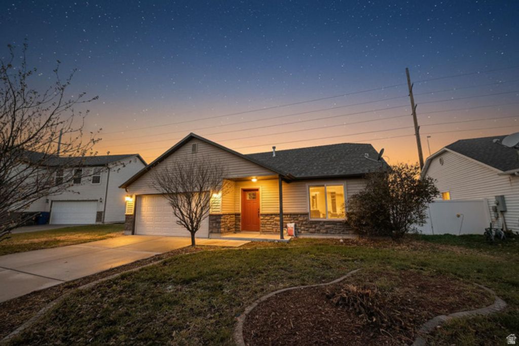 151 S SAM GATES RD, Ogden, UT 84404