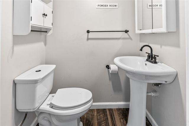 533 Bellaire Ave, Brookline, PA 15226