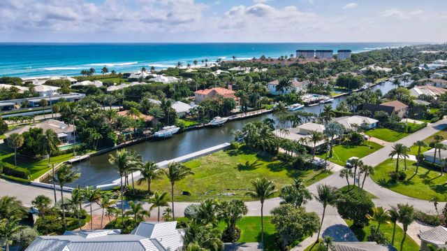 25 Sabal Island Drive, Ocean Ridge, FL 33435