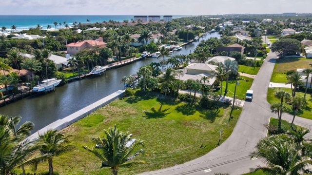 25 Sabal Island Drive, Ocean Ridge, FL 33435