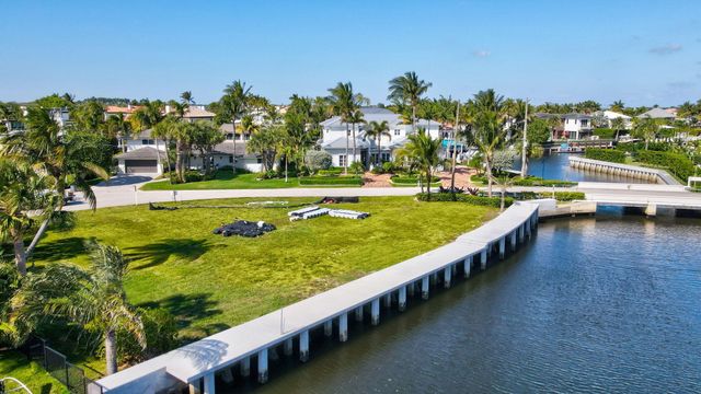 25 Sabal Island Drive, Ocean Ridge, FL 33435