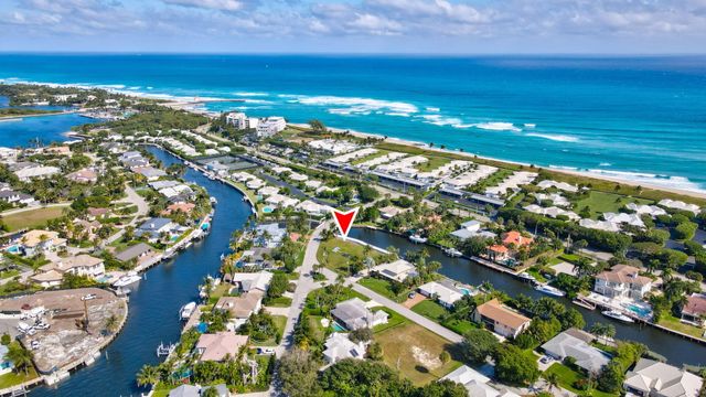 25 Sabal Island Drive, Ocean Ridge, FL 33435