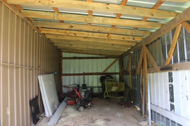 93 W Green Hill Rd, Mcminnville, TN 37110