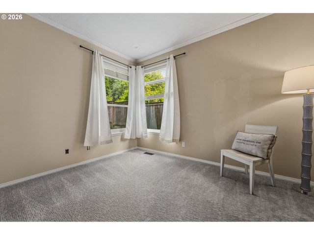 5825 RIDGETOP Ct, Lake Oswego, OR 97035