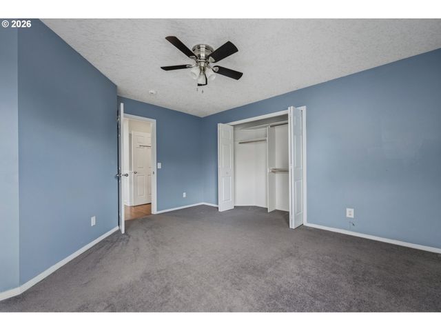 5825 RIDGETOP Ct, Lake Oswego, OR 97035
