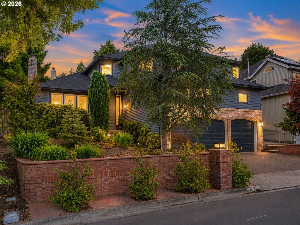 5825 RIDGETOP Ct, Lake Oswego, OR 97035