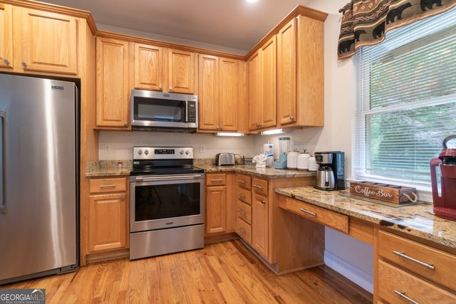 81 Dach Bruecke Gasse, Helen, GA 30545