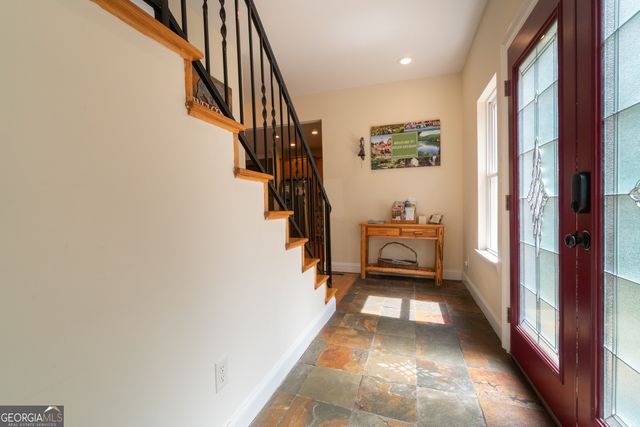 81 Dach Bruecke Gasse, Helen, GA 30545