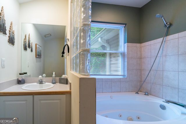 81 Dach Bruecke Gasse, Helen, GA 30545