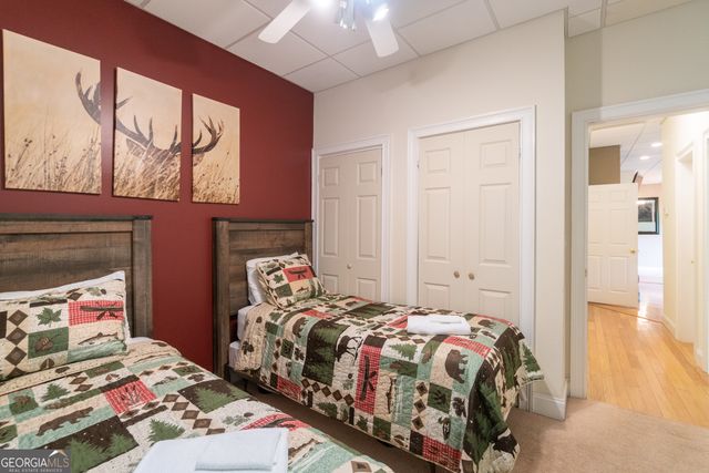 81 Dach Bruecke Gasse, Helen, GA 30545