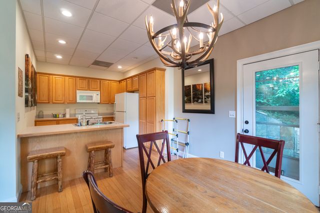 81 Dach Bruecke Gasse, Helen, GA 30545