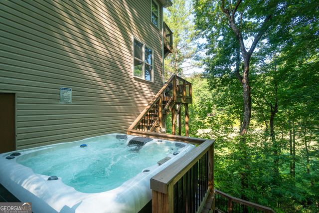 81 Dach Bruecke Gasse, Helen, GA 30545