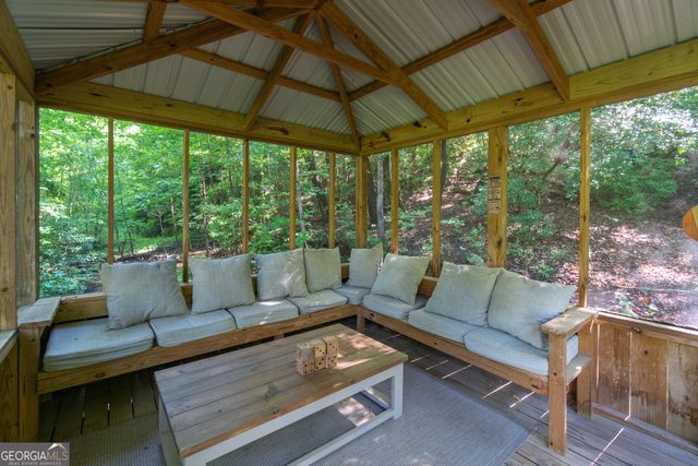 81 Dach Bruecke Gasse, Helen, GA 30545