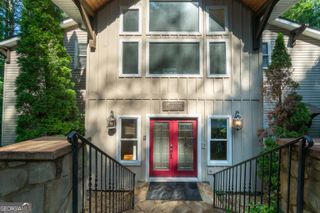 81 Dach Bruecke Gasse, Helen, GA 30545