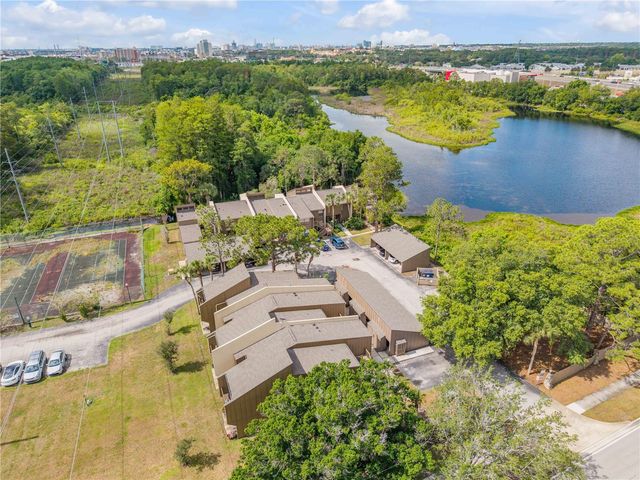 5472 PINE CREEK DRIVE 2006B, Orlando, FL 32811