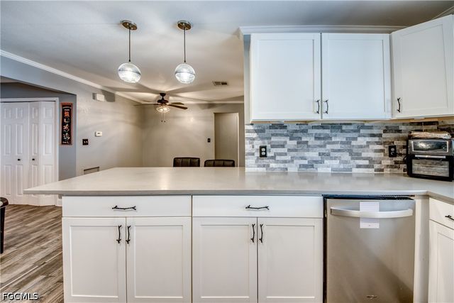1131 SE 34th ST, Cape Coral, FL 33904