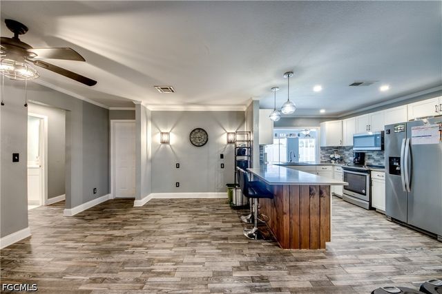 1131 SE 34th ST, Cape Coral, FL 33904