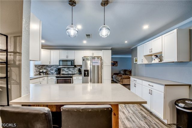 1131 SE 34th ST, Cape Coral, FL 33904